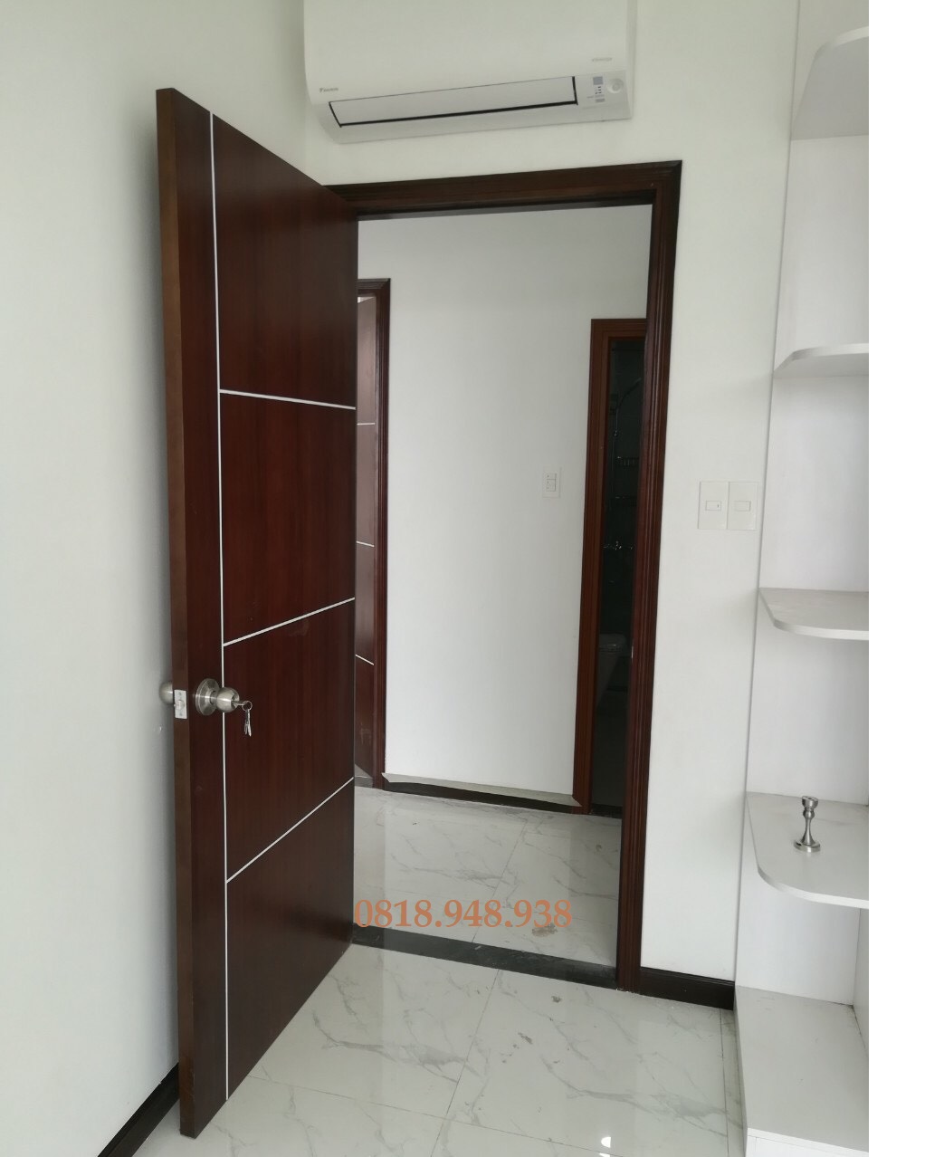 Bộ Cửa gỗ MDF Veneer được thi công hoàn chỉnh 